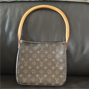 Tan and brown hardly worn LV. Purse